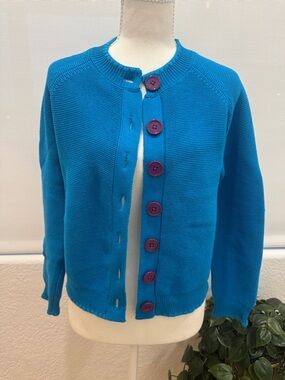 Elevate size XS Women's Bright Blue Button-Front Cardigan with Purple Buttons